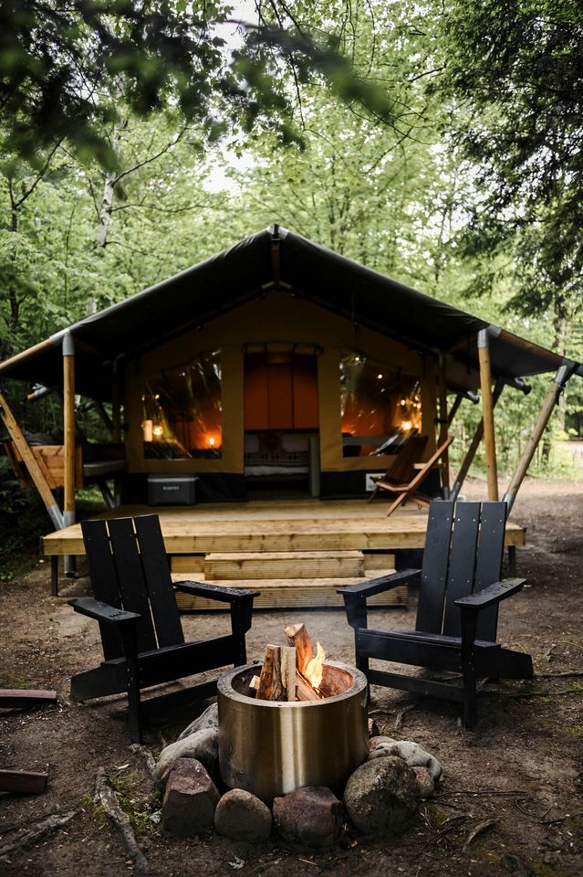 Outstanding Safari Tent with Fire Pit and Nice Sights in North Woodstock, New Hampshire