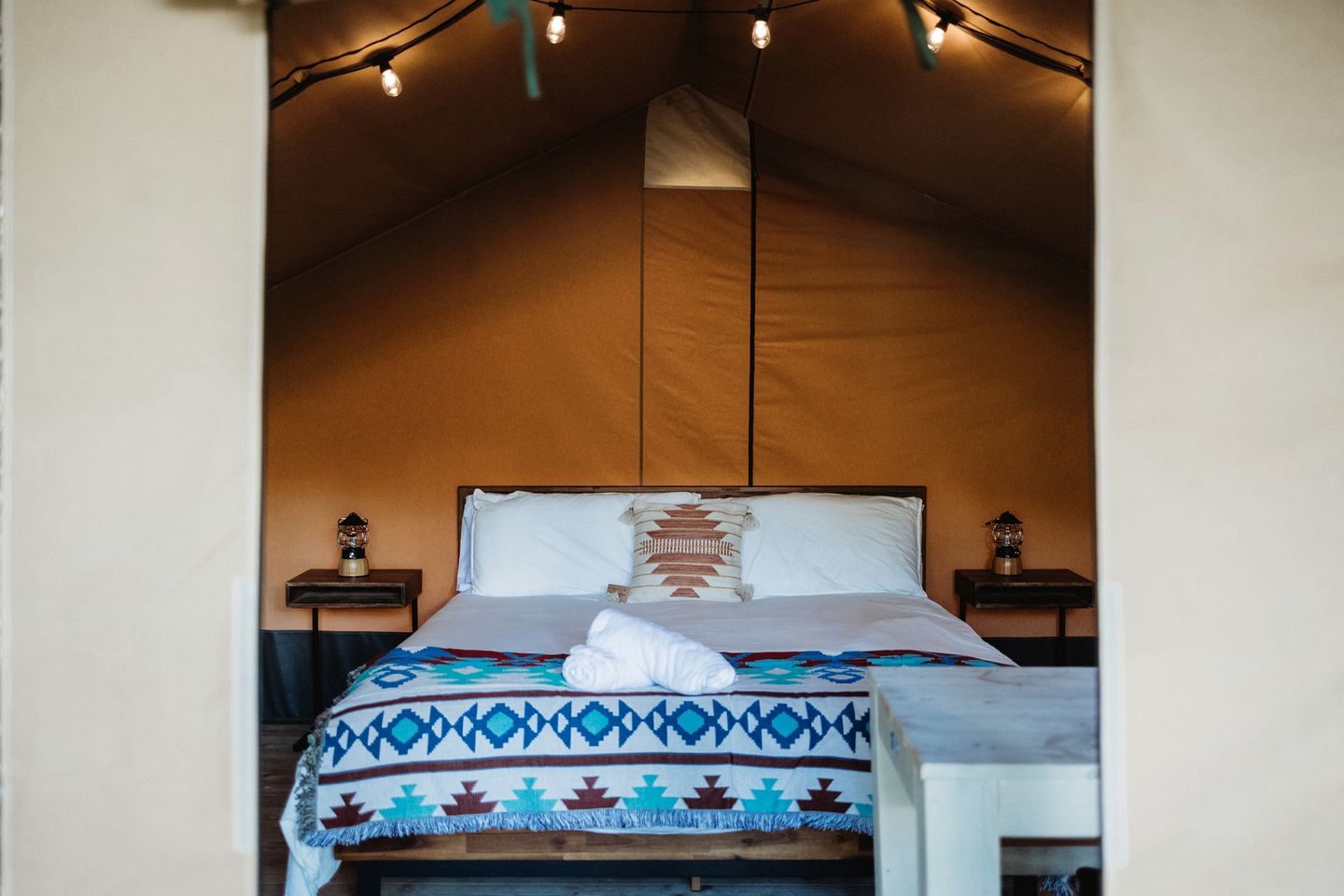 Outstanding Safari Tent with Fire Pit and Nice Sights in North Woodstock, New Hampshire
