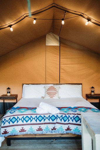Safari Tents (United States of America, North Woodstock, New Hampshire)