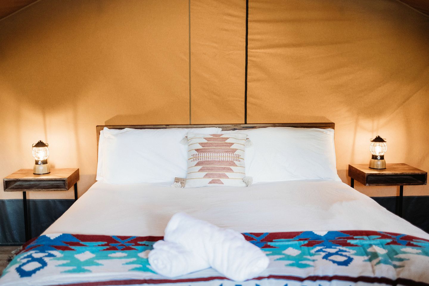 Outstanding Safari Tent with Fire Pit and Nice Sights in North Woodstock, New Hampshire