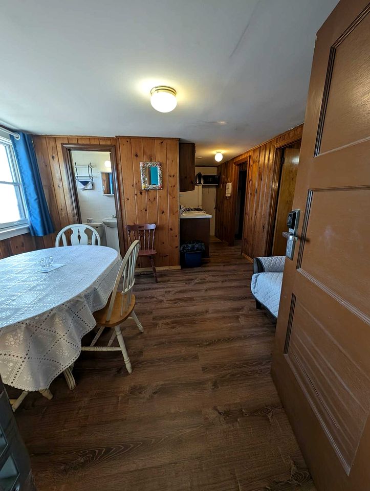 Elegant Oceanfront Cottages with Private Beach Access in North Truro, Massachusetts