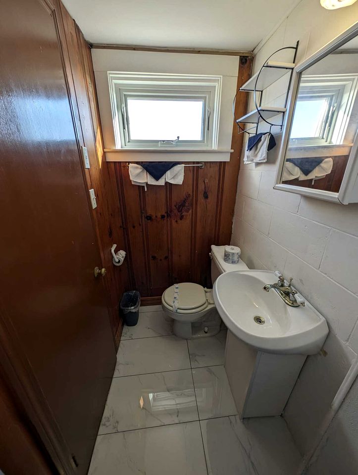 Elegant Oceanfront Cottages with Private Beach Access in North Truro, Massachusetts