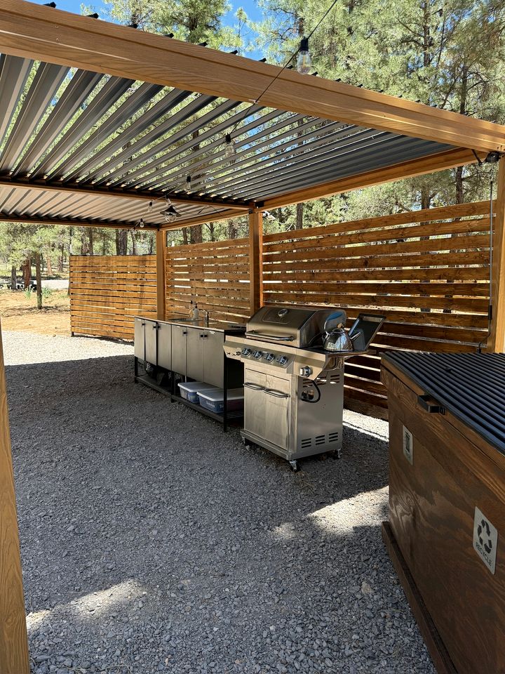 Tranquil Safari Tent Getaway in Nature at the Grand Canyon in Arizona