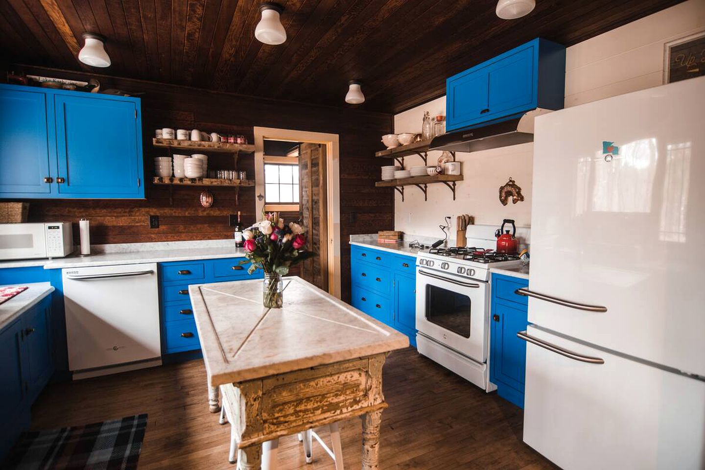 Charming Lakeside Lodging in Minocqua Perfect for a Nature Escape in Wisconsin