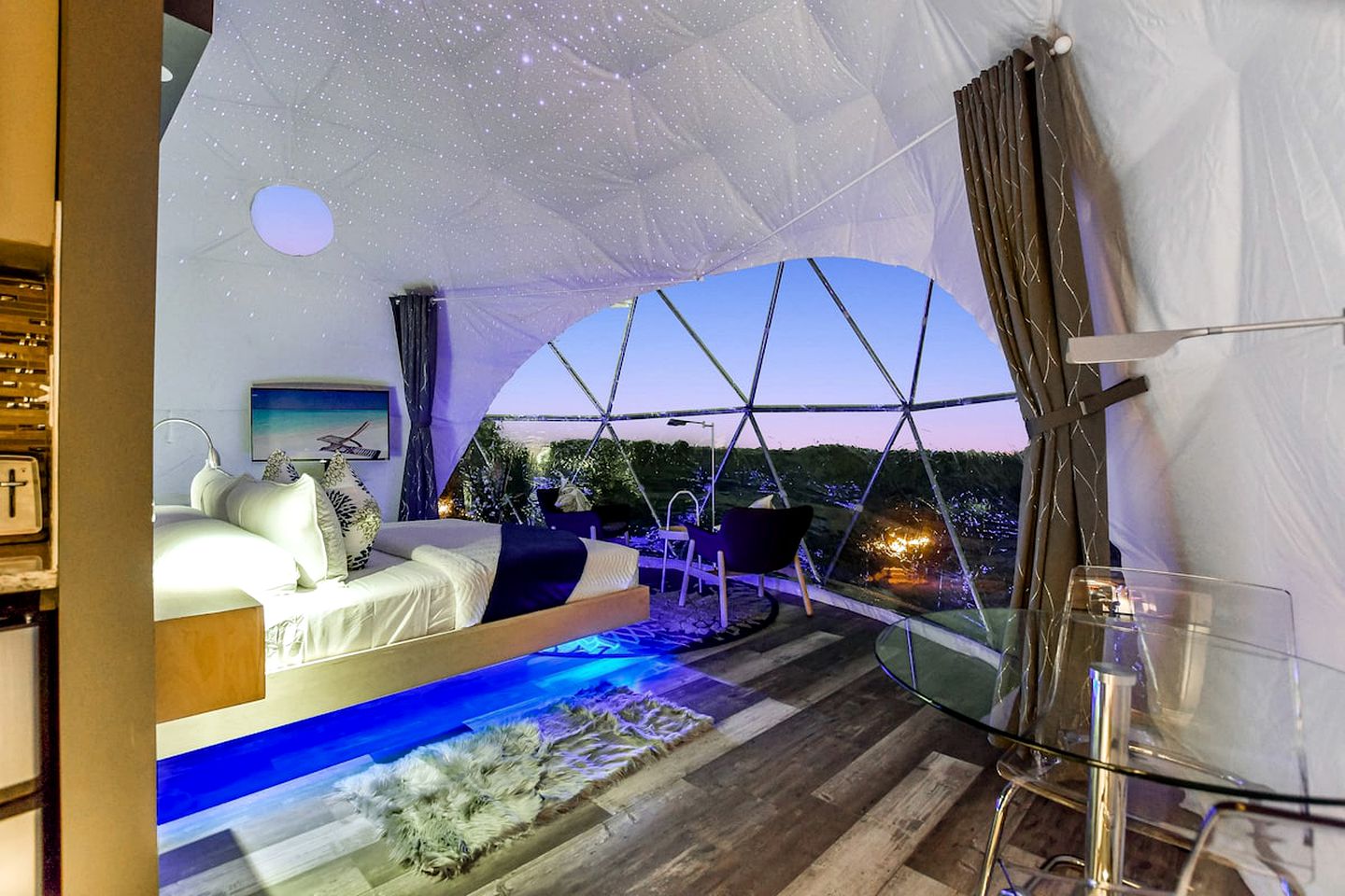 Secluded Dome Rental for Romantic Getaways in Texas