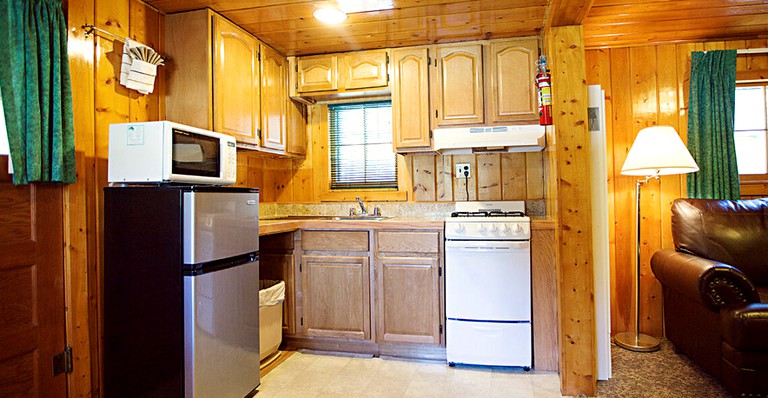 Cabins (Estes Park, Colorado, United States of America)