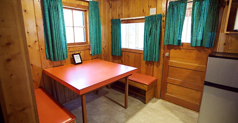 Cabins (Estes Park, Colorado, United States of America)