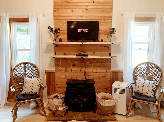 Cabins (Robbinsville, North Carolina, United States of America)