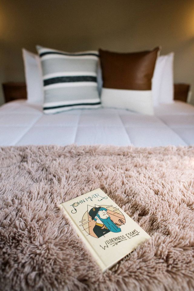 Open-Plan Black Hills Cabin Ideal for a Family Vacation in South Dakota