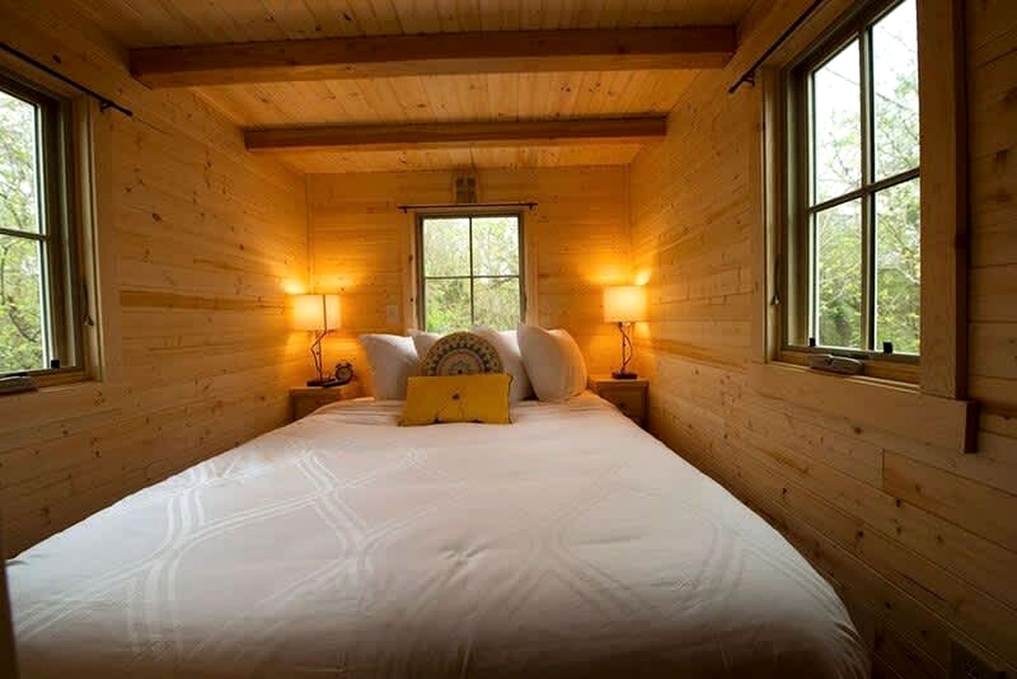 Cozy Tiny House Rental Perfect for Glamping near Houston