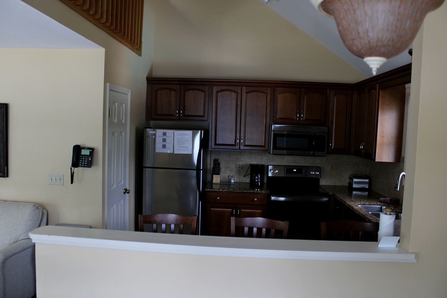 Fantastic Family Rental with Interior Spa in New York