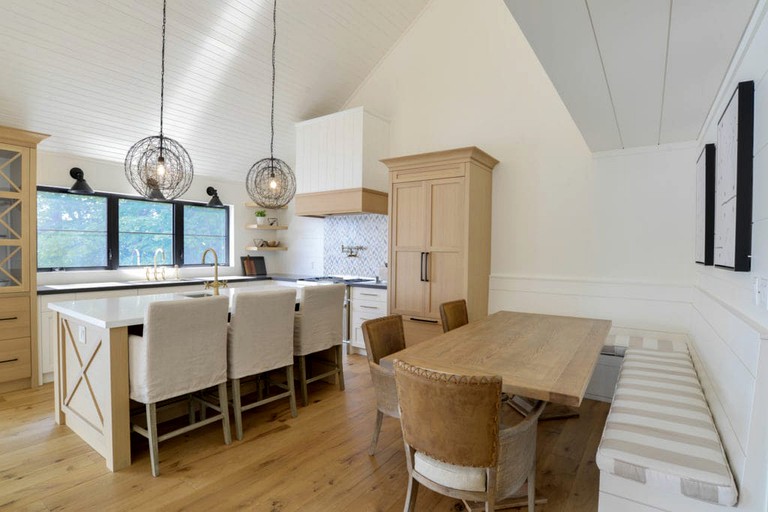 Vacation Rentals (Port Carling, Ontario, Canada)