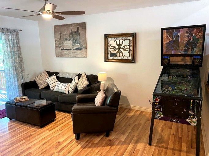 Cabins (Prescott, Arizona, United States of America)