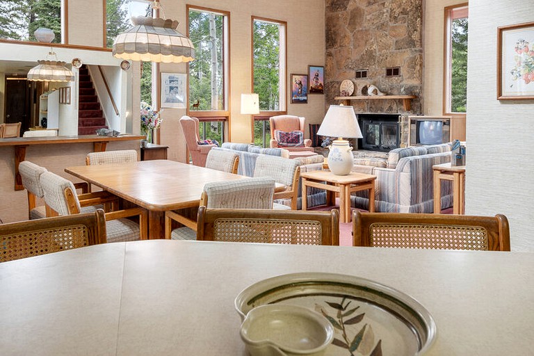 Cabins (Durango, Colorado, United States)