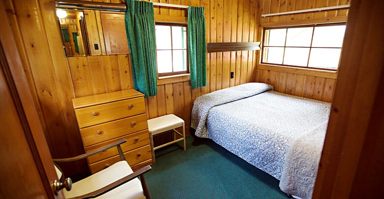 Cabins (Estes Park, Colorado, United States of America)