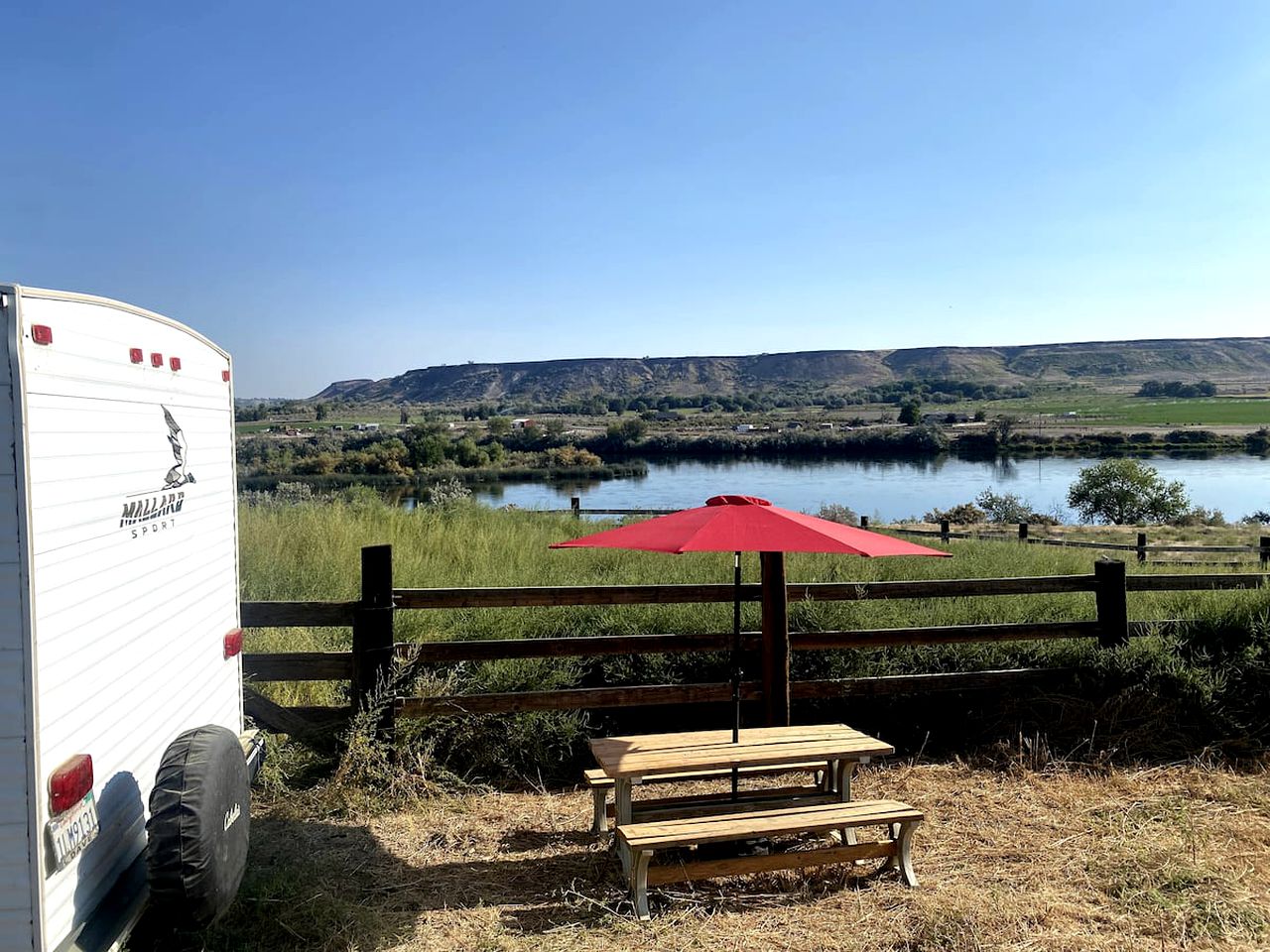 Unique RV Vacation for a Relaxing River Glamping Experience