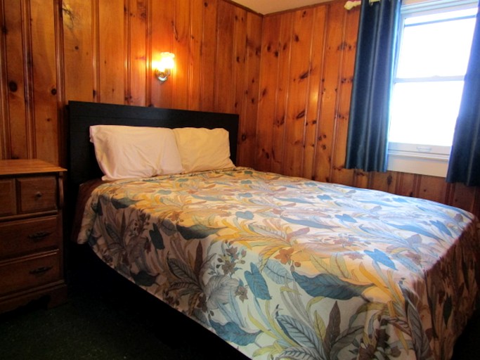 Cottages (United States of America, North Truro, Massachusetts)