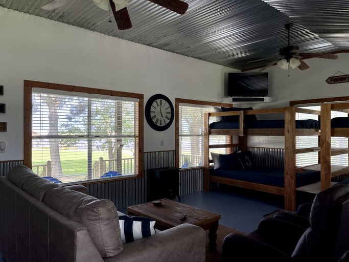 Cabins (Brazoria County, Texas, United States of America)