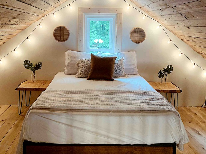 Cabins (Robbinsville, North Carolina, United States of America)