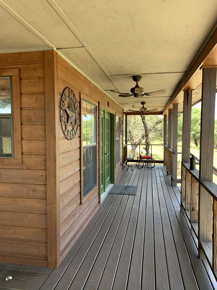 Idyllic Hill Country Cabin at a Horse-Friendly Retreat