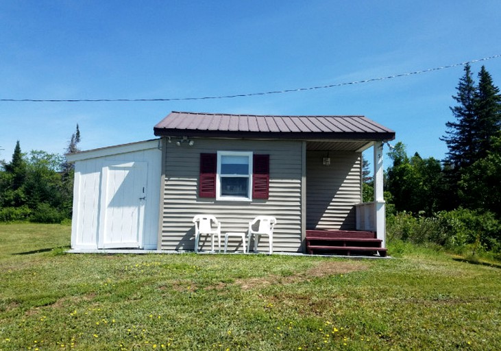 Cabin for Couples, Perfect for a Romantic Getaway in New Hampshire