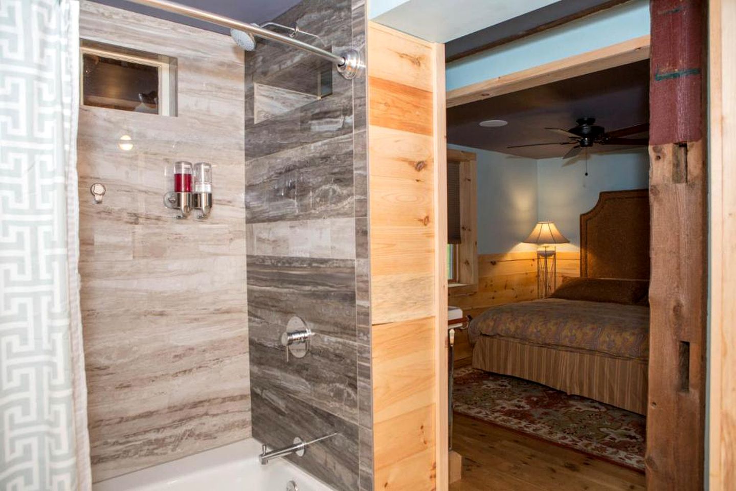 Luxury Barn Rental for a Relaxing Vacation in Maine