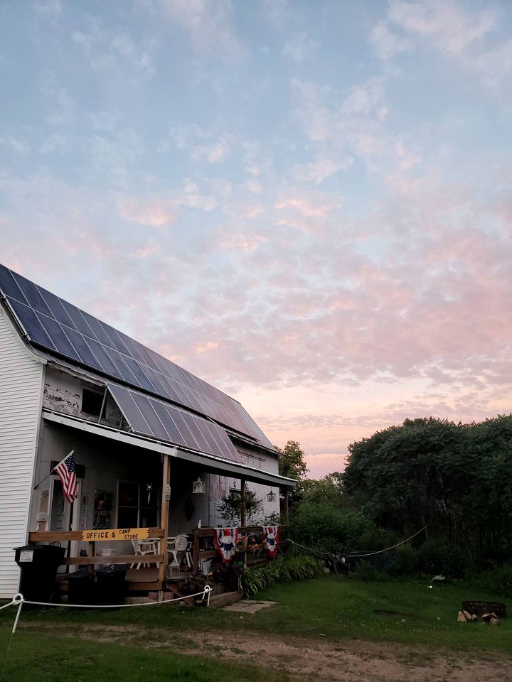 Romantic Tipi Accommodation with Fire Pit Ideal for Camping in Waupaca, WI