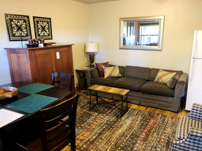 Cabins (Eureka Springs, Arkansas, United States of America)