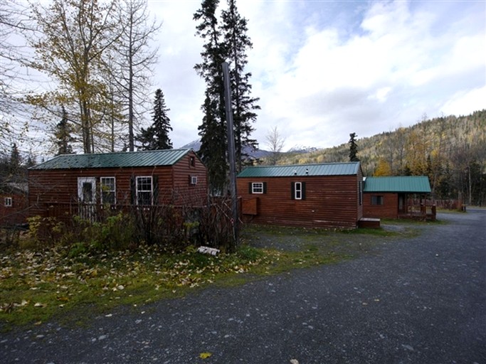 Cabins (United States of America, Cooper Landing, Alaska)