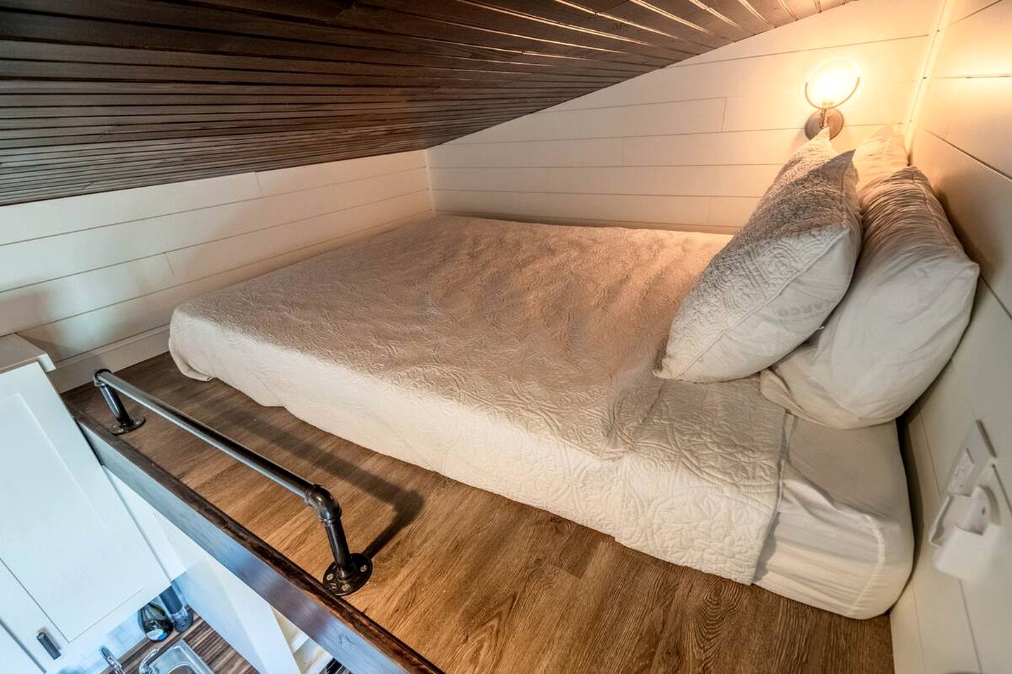 Secluded Tiny House Rental for Glamping in South Carolina
