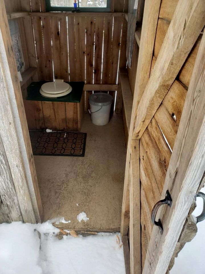 Rustic Cabin Rental for a Relaxing Weekend Getaway in Michigan