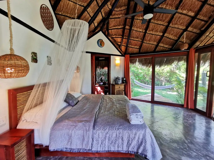 Huts (Bacalar, Quintana Roo, Mexico)