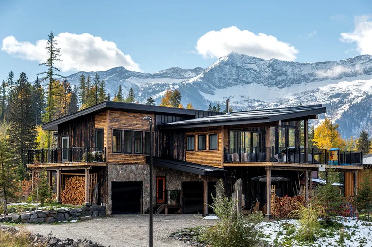 Cabins (Fernie, British Columbia, Canada)