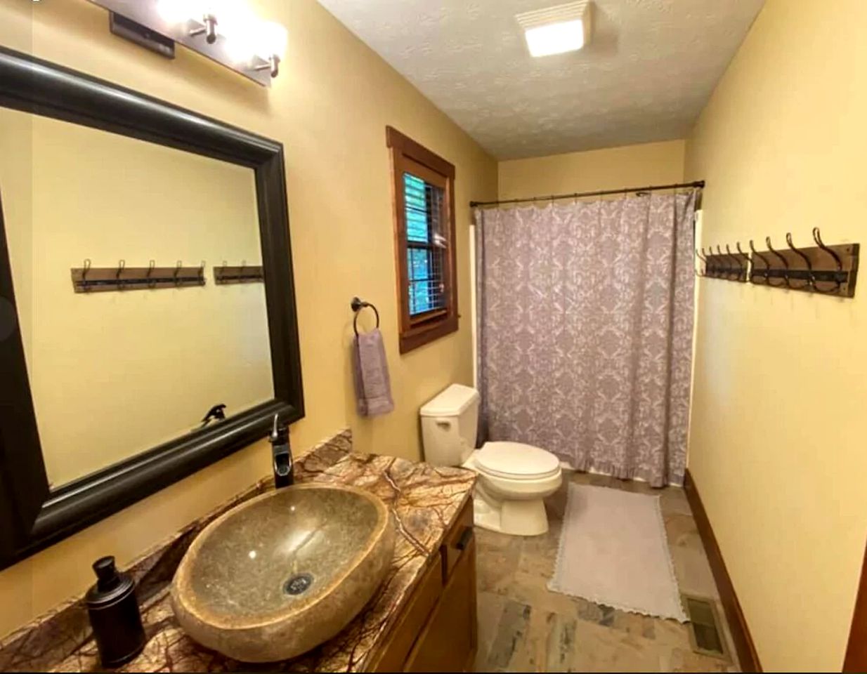 Fantastic Tennessee Vacation Rental for Getaways on Norris Lake