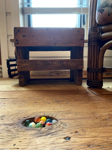 Cabins (Ormstown, Quebec, Canada)