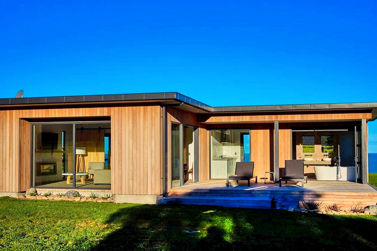 Cottages (Hapuku, South Island, New Zealand)