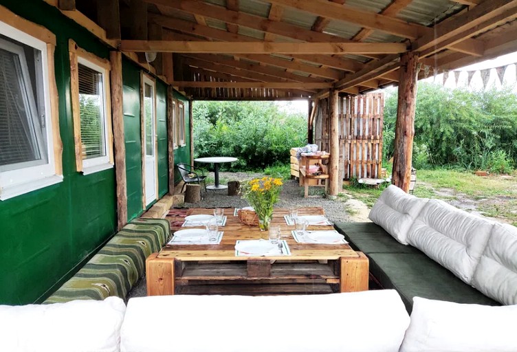 Cabins (Novi Bezradychi, Kyiv, Ukraine)