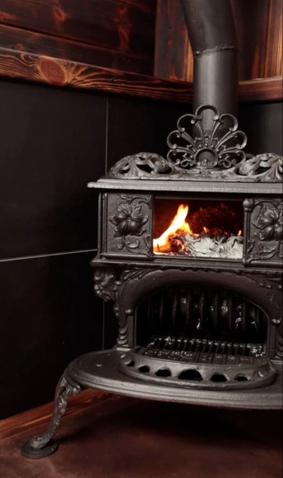 Tiny Boat Rental for One of The Best Getaways in Scotland