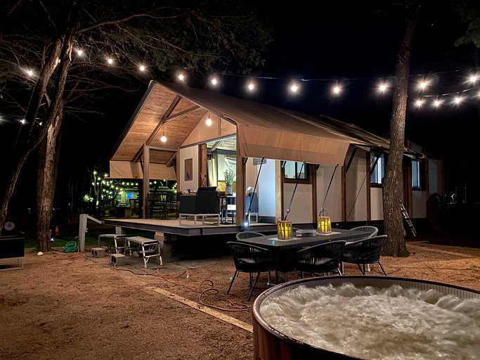 This lovely Texas glamping retreat on Lake Bastrop is the ideal nature getaway.