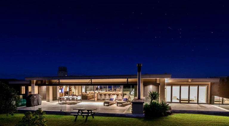 Beach Houses (Rawhiti, North Island, New Zealand)
