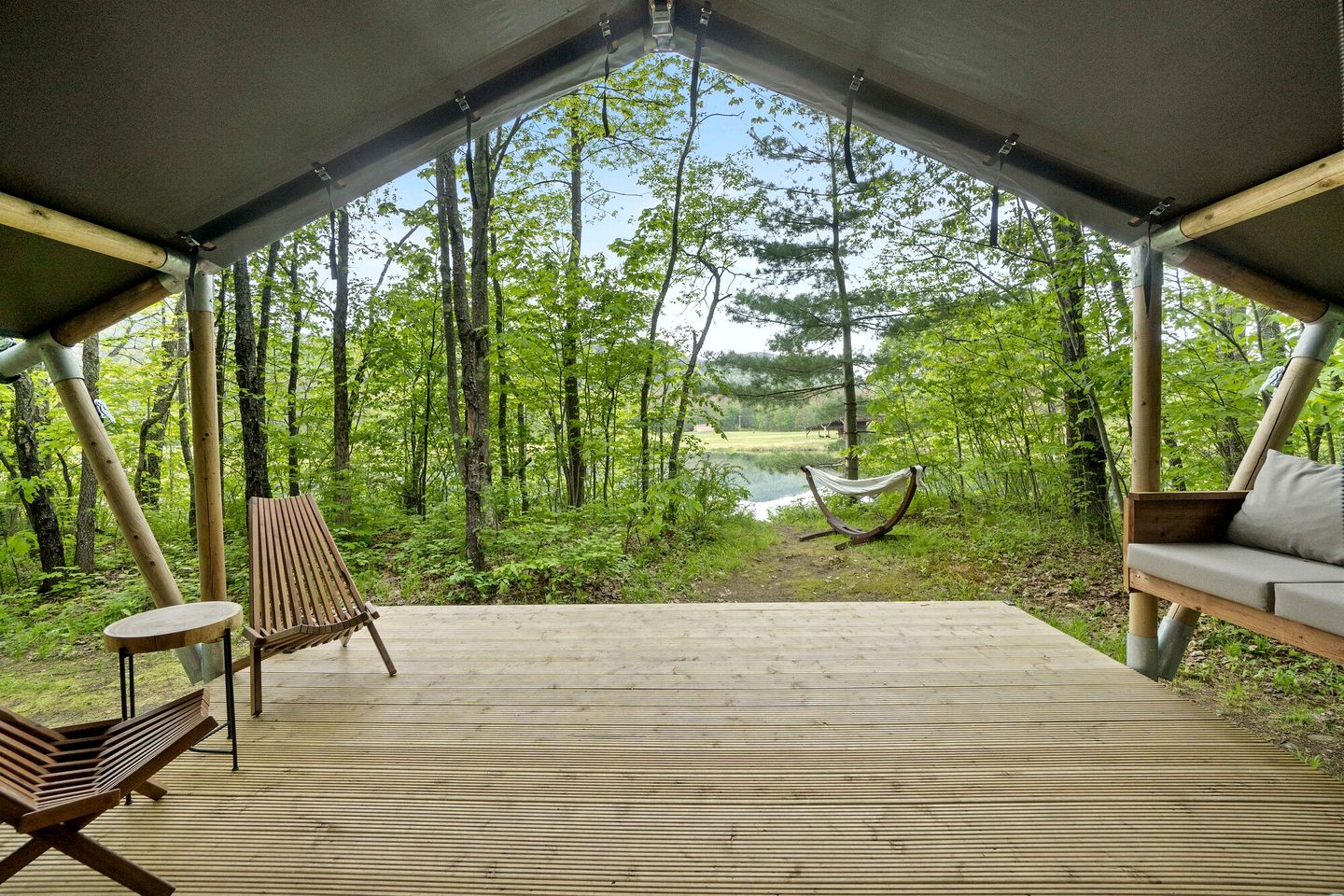 Secluded Safari Tent with Amazing Lakefront Vistas, Sauna and Barbecue in North Woodstock, New Hampshire