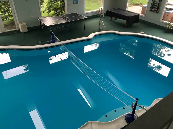 Cabins (Willis, Texas, United States)