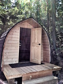 Cozy Salmon Arm Cabin Ideal for Glamping in British Columbia - Photo 2