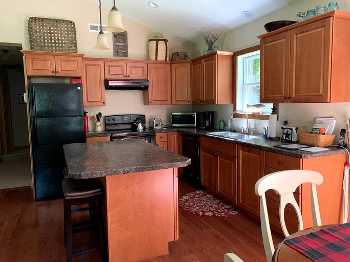 Cozy Three-Bedroom Cabin Near The Salmon River in Altmar, New York | Cabins (Altmar, New York, United States of America)