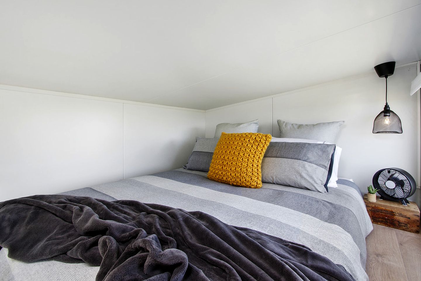 Gorgeous New South Wales Glamping Rental with Great Views