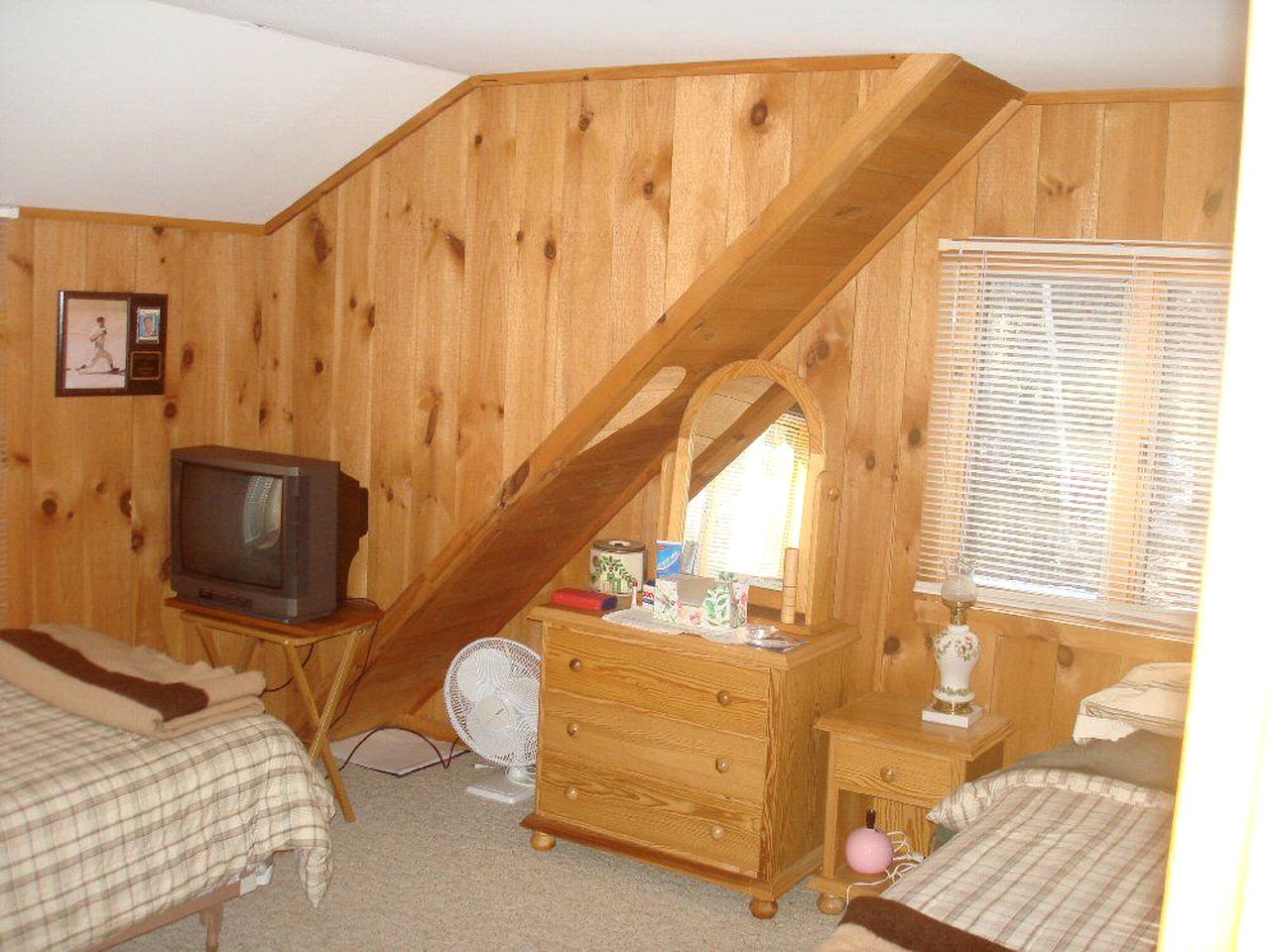 Family-Friendly Cabin in the Deerfield Valley of Mount Snow, West Dover Vermont