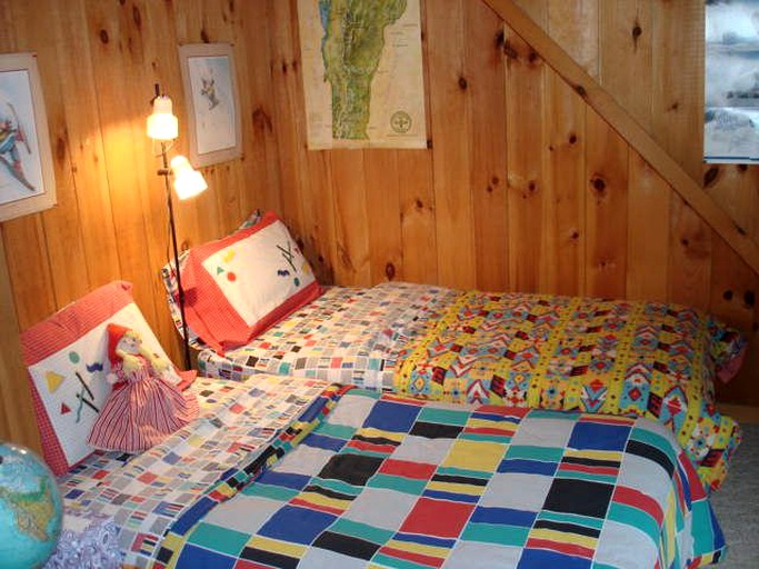 Cabins (West Dover, Vermont, United States)