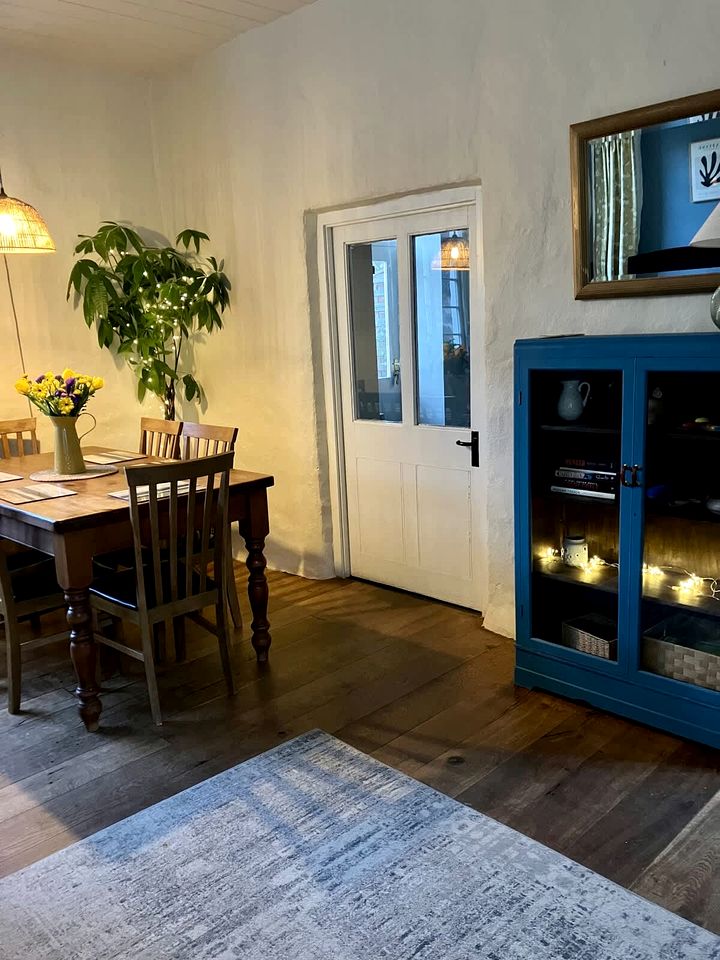 Incredible Cottage with Hot-tub in Pembrokeshire, Wales