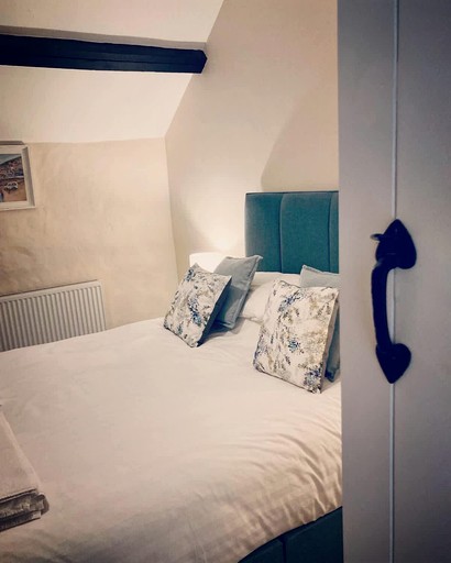 Cottages (United Kingdom, Pembrokeshire, Wales)