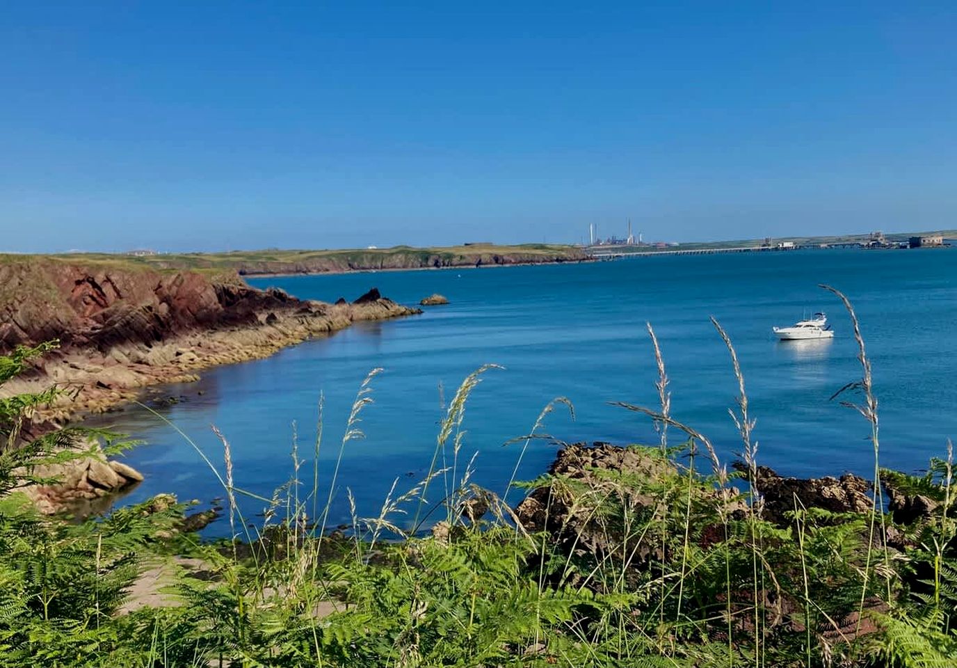 Incredible Cottage with Hot-tub in Pembrokeshire, Wales